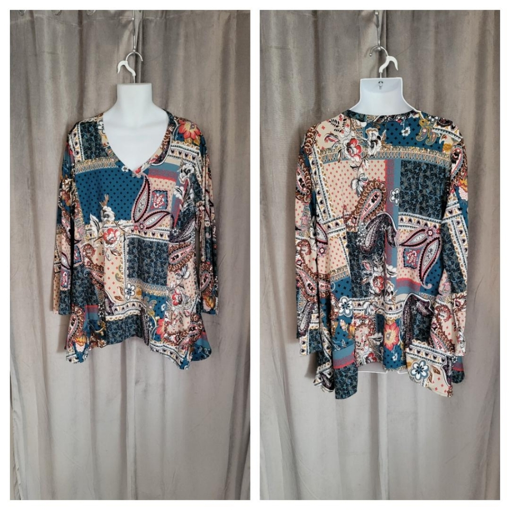 2x Stunning Lildy Top with pockets